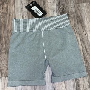 Pretty little thing active set